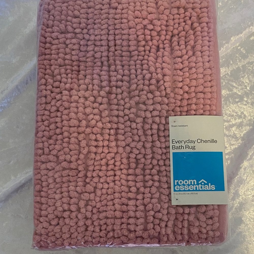 Room Essentials Blush Chenille Bath Mats, 2 per package